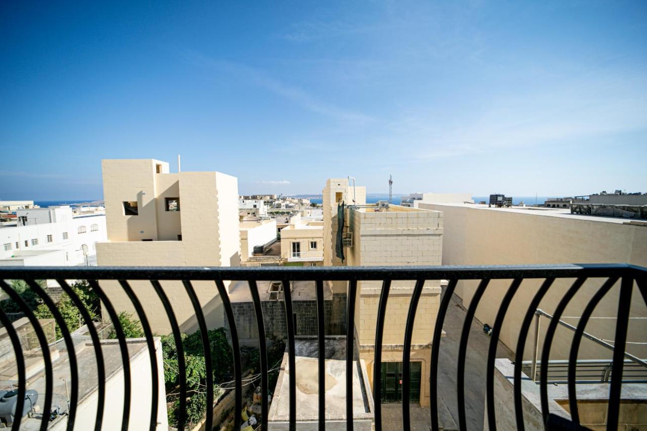 49 Sunrise Lodge Għajnsielem Exteriör bild