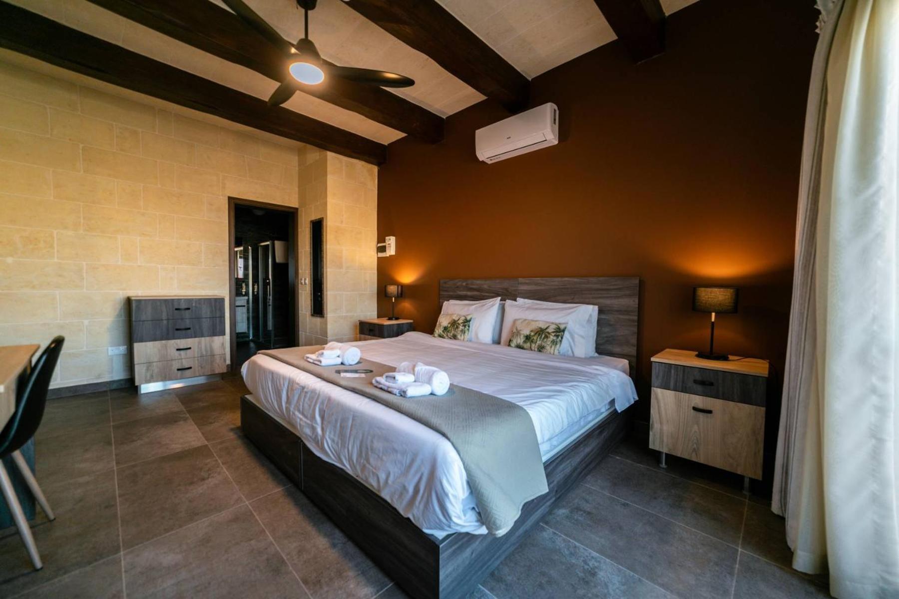 49 Sunrise Lodge Għajnsielem Exteriör bild